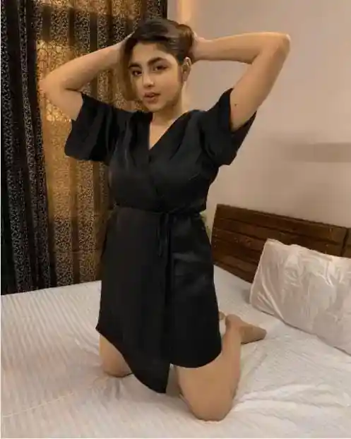 Chandrayangutta Escort Roshni